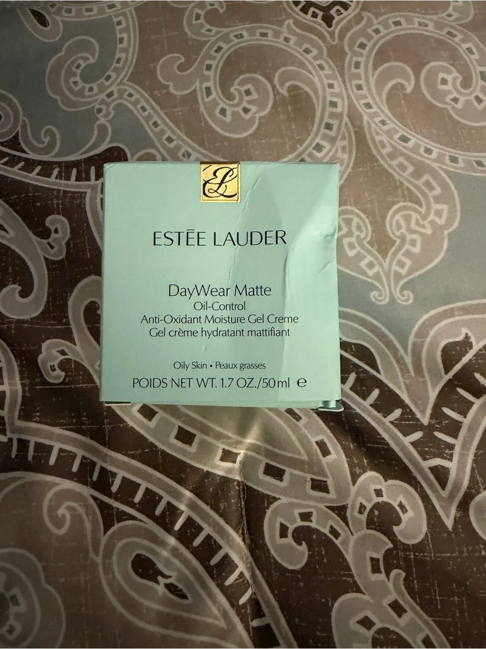 Estée Lauder DayWear Matte Moisture Gel Creme - Light Aqua with Gold Cap